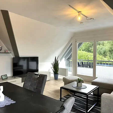 Geschmackvolle Moderne Apartment-wohnungen *